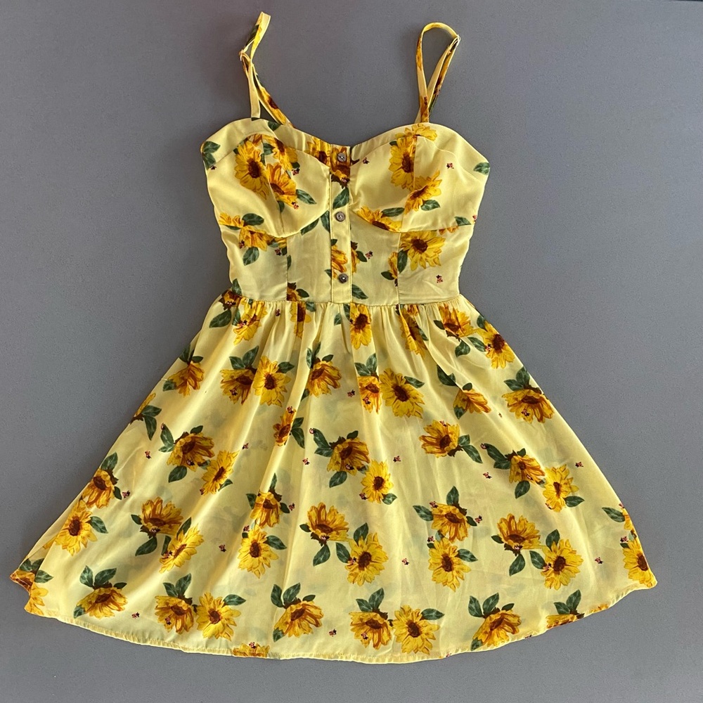 Bailey Blue sunflower print yellow dress